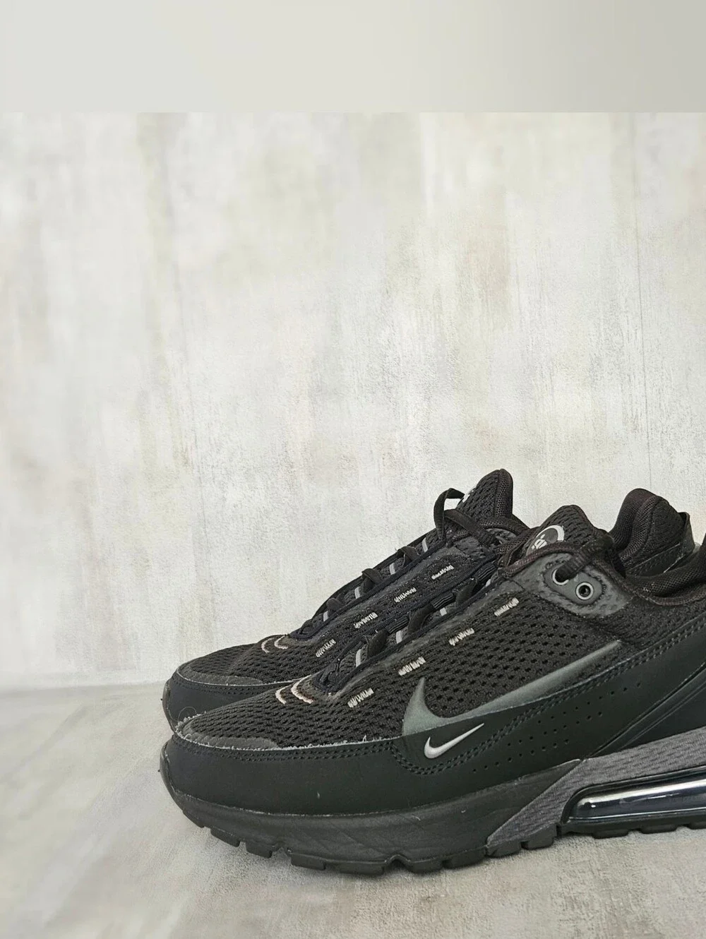 Nike Air Max Pulse 'Triple Black' Everyday Athleisure Shoes | Women Size 8.5